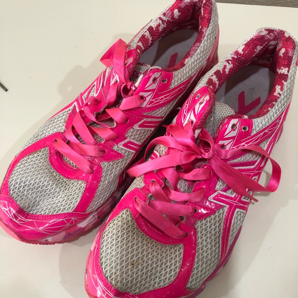 ASICS GT 1000 - Breast Caner